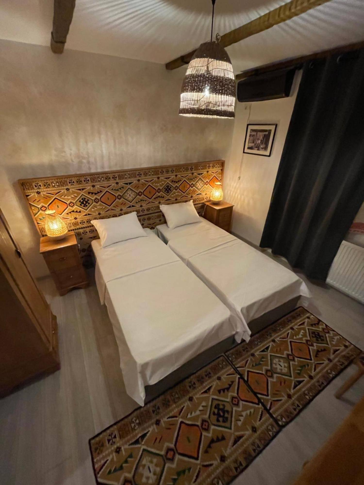 Hotel Casa Romaneasca Otopeni Dış mekan fotoğraf